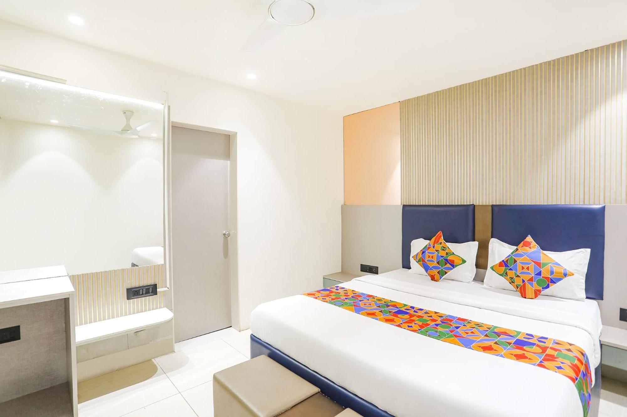 Fabhotel Shirdi Park Inn Buitenkant foto