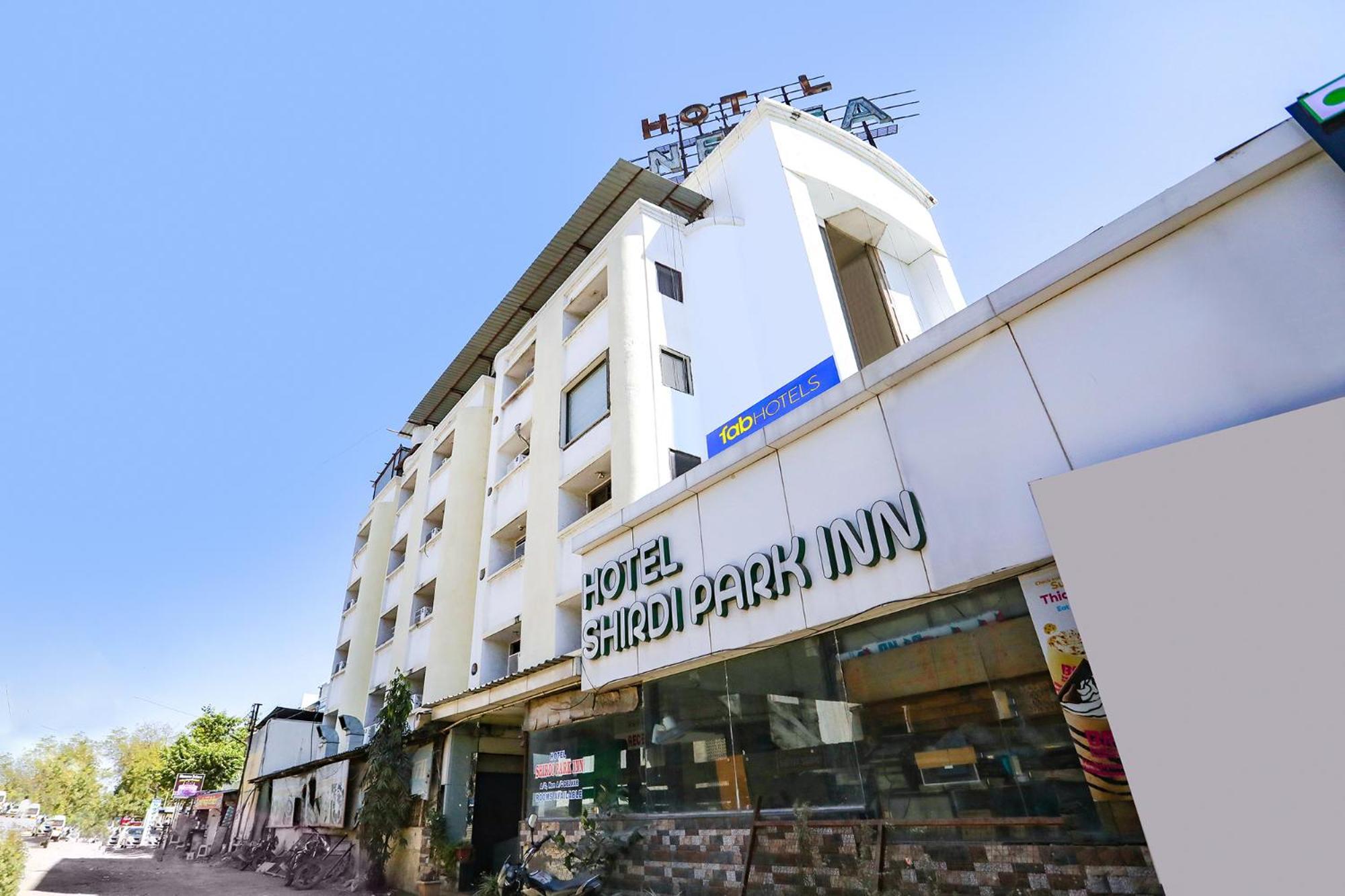 Fabhotel Shirdi Park Inn Buitenkant foto